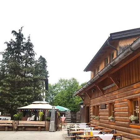 Lodge Tonihuette *