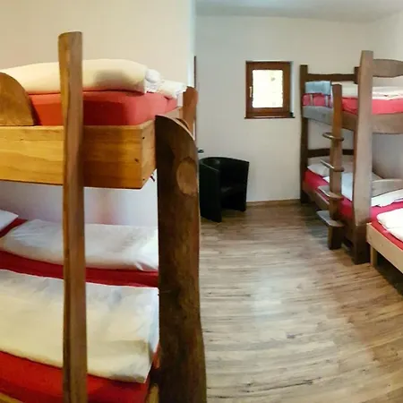 Lodge Tonihuette *
